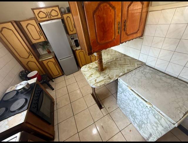 7 BEDROOM HOUSE FOR SALE IN VANDERBIJLPARK CE 2